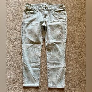 CAbi Tropical Print Jeans/Capris, Size 8